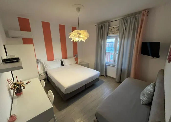 F.Rooms Napoli
